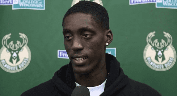 Tony Snell