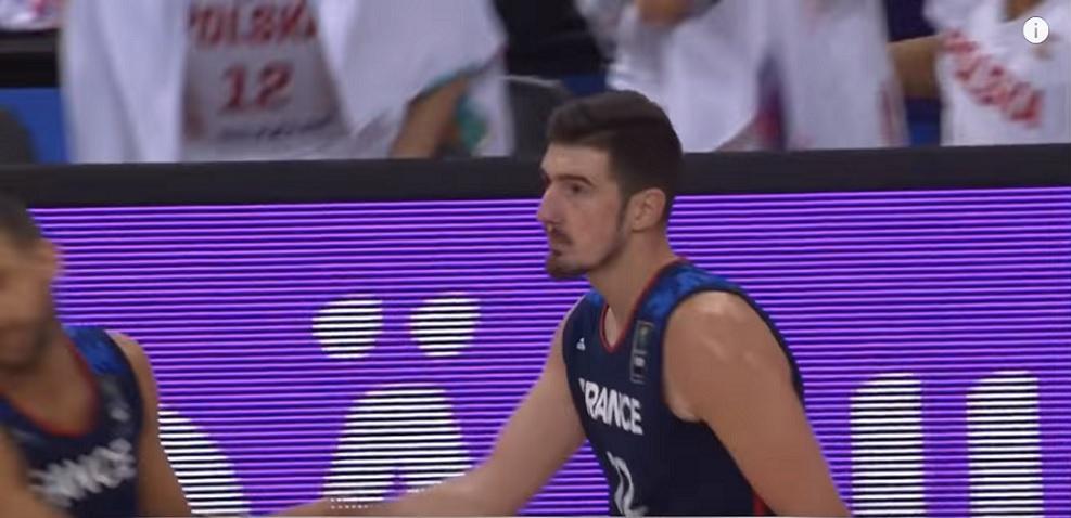 Nando De Colo - France - Pari
