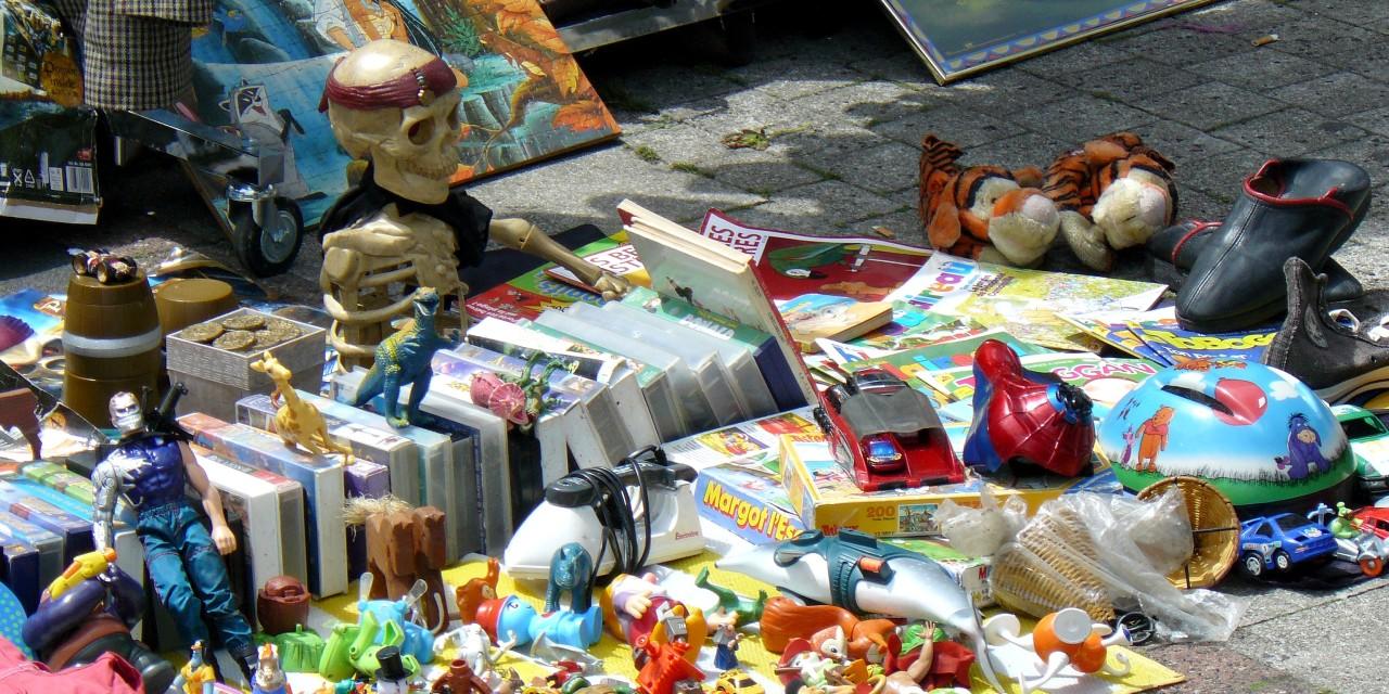 vide-grenier, brocante
