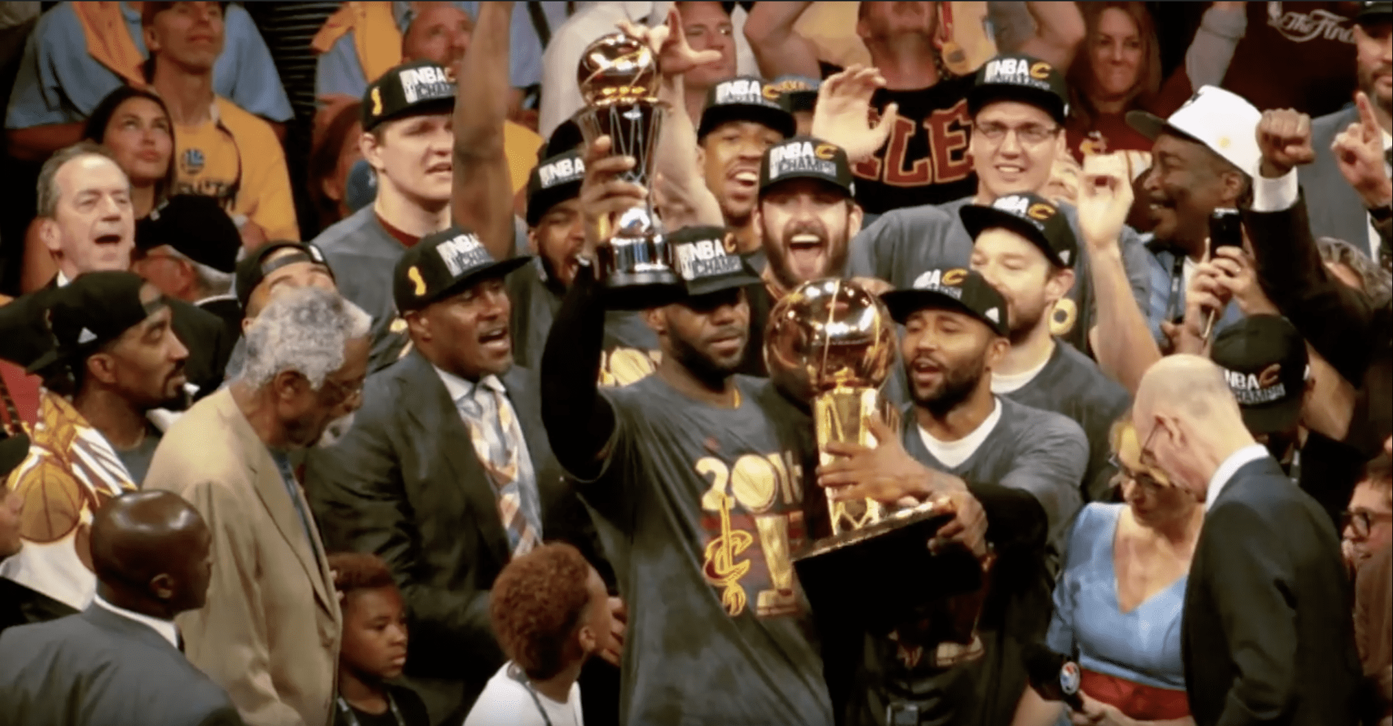 LeBron James champion avec les Cavs
