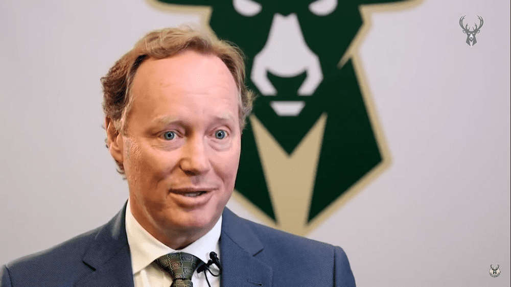 Mike Budenholzer Bucks coach
