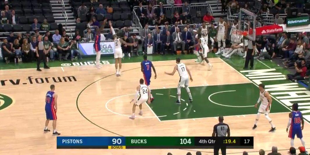 Sekou Doumbouya 24 novembre