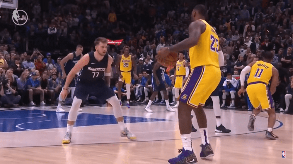 Luka Doncic vs LeBron James 1 Décembre 2019