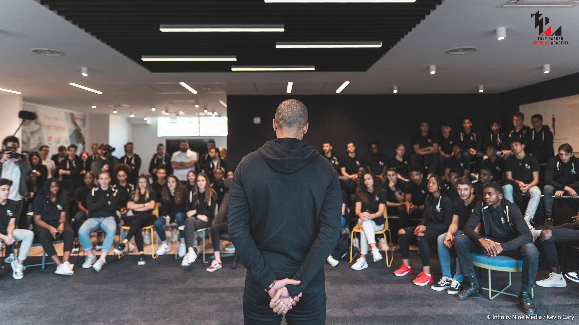 Tony Parker Adequat Academy Couverture