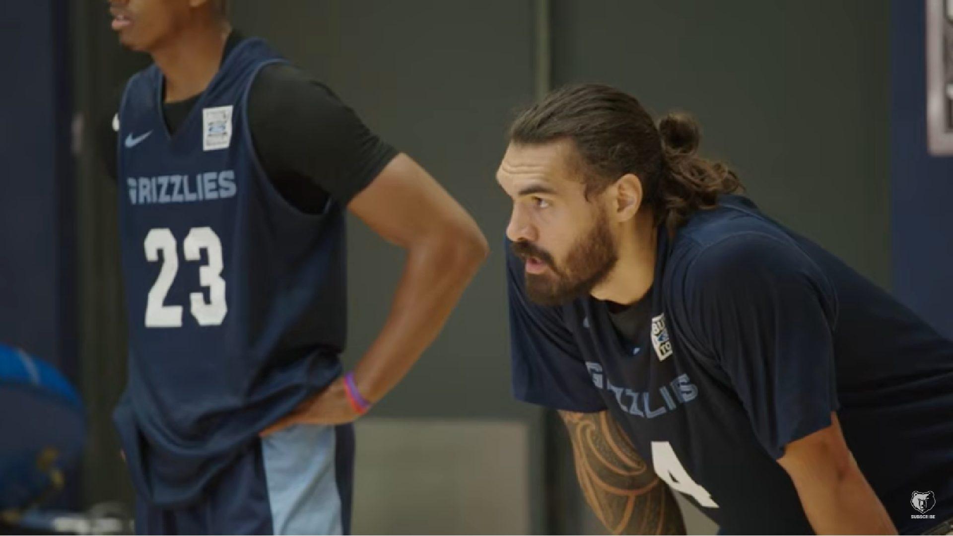 Steven Adams Grizzlies 1 octobre 2021