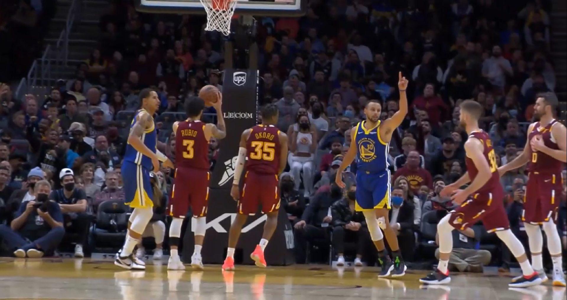 Steph Curry Warriors vs Cavs 19 novembre 2021