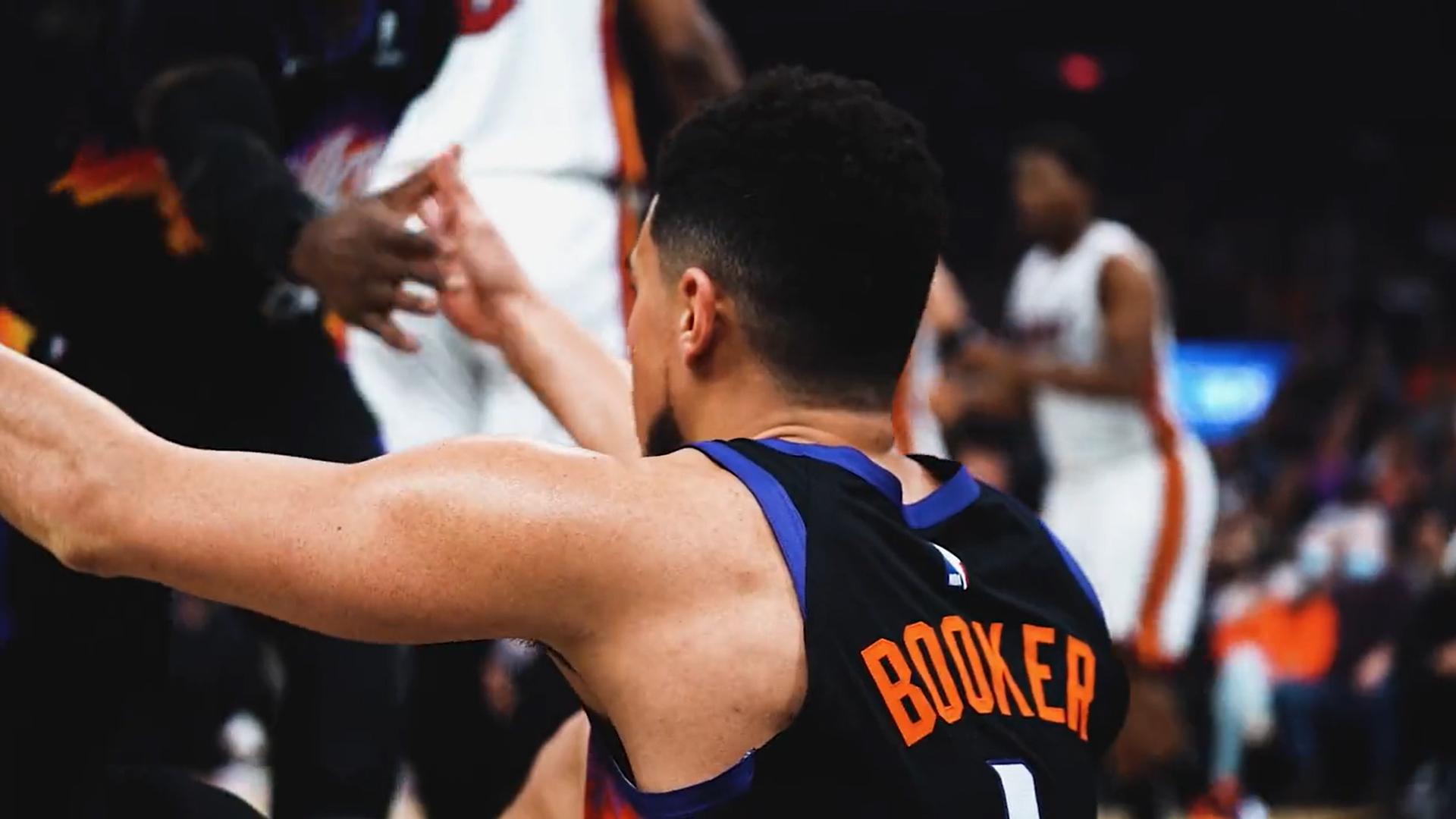 Devin Booker 16 avril 2022