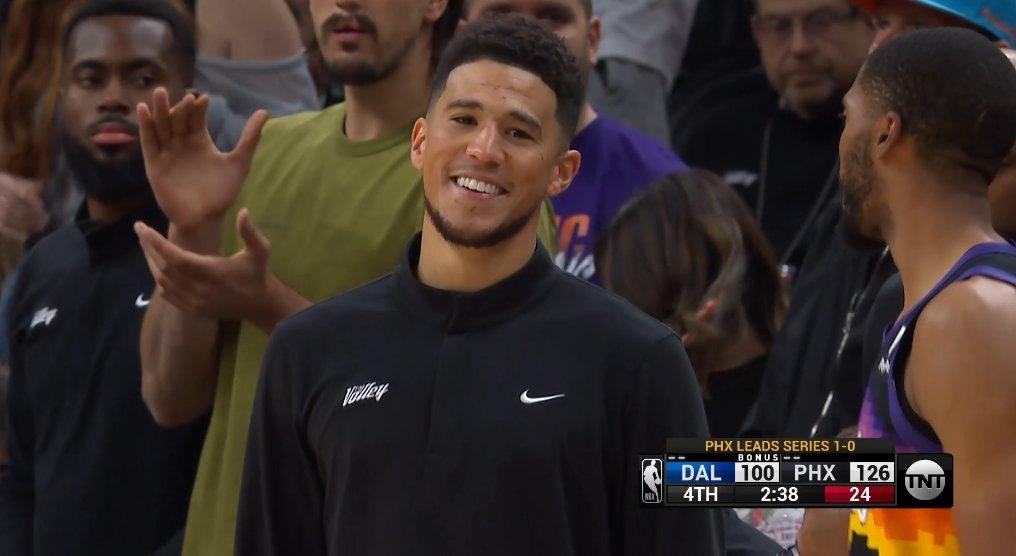 Devin Booker smile 5 mai 2022