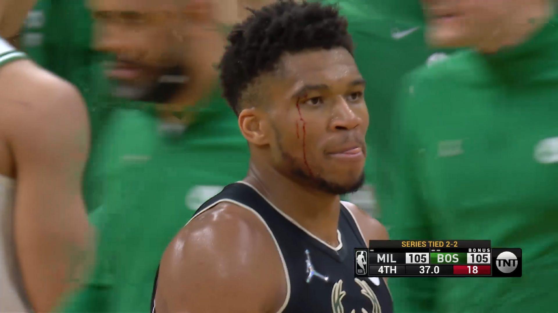 Giannis Antetokounmpo 12 mai 2022