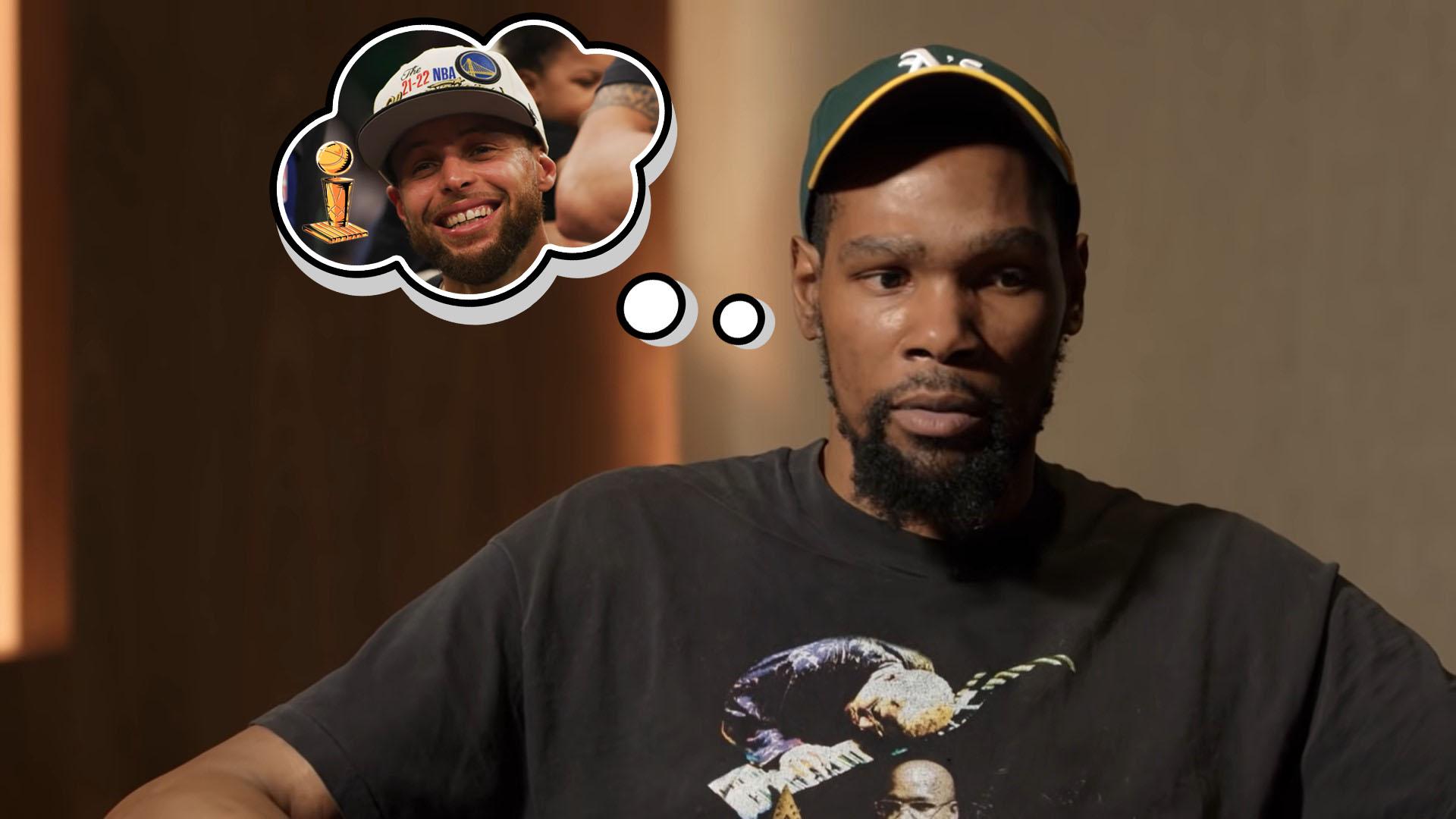 Kevin Durant pense Curry trophée 2 juillet 2022