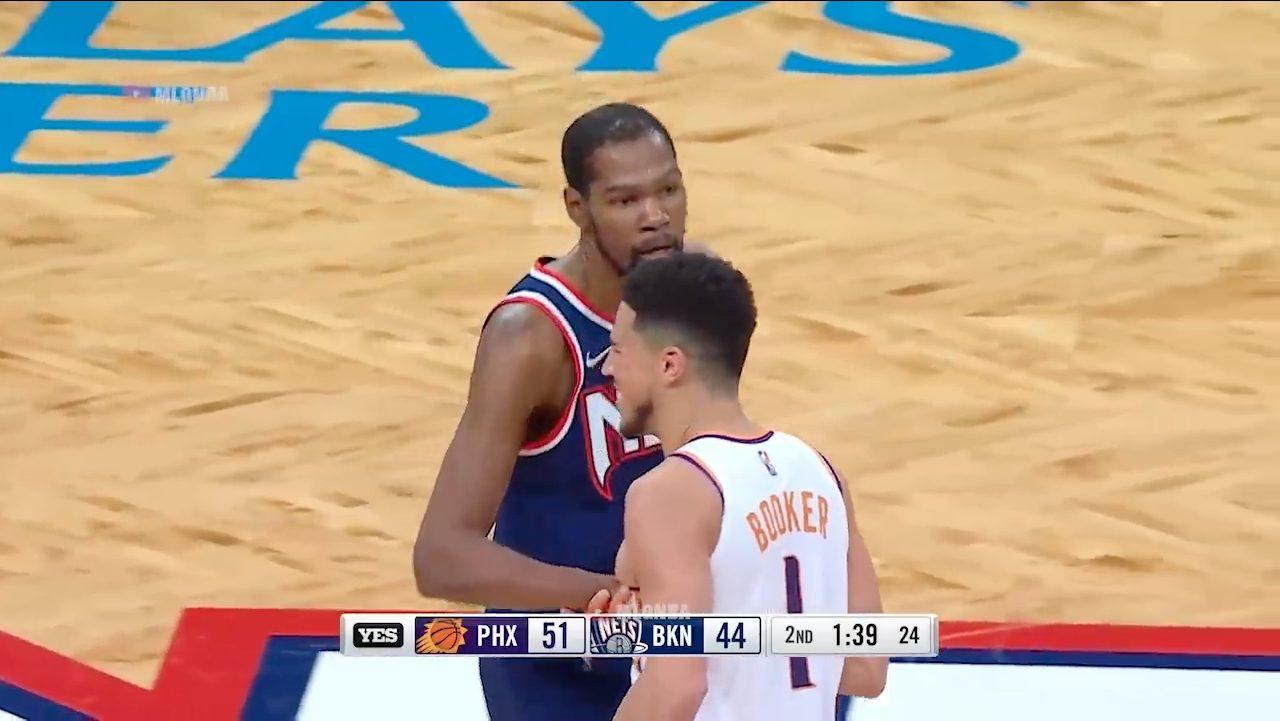 KD Booker 9 février 2023