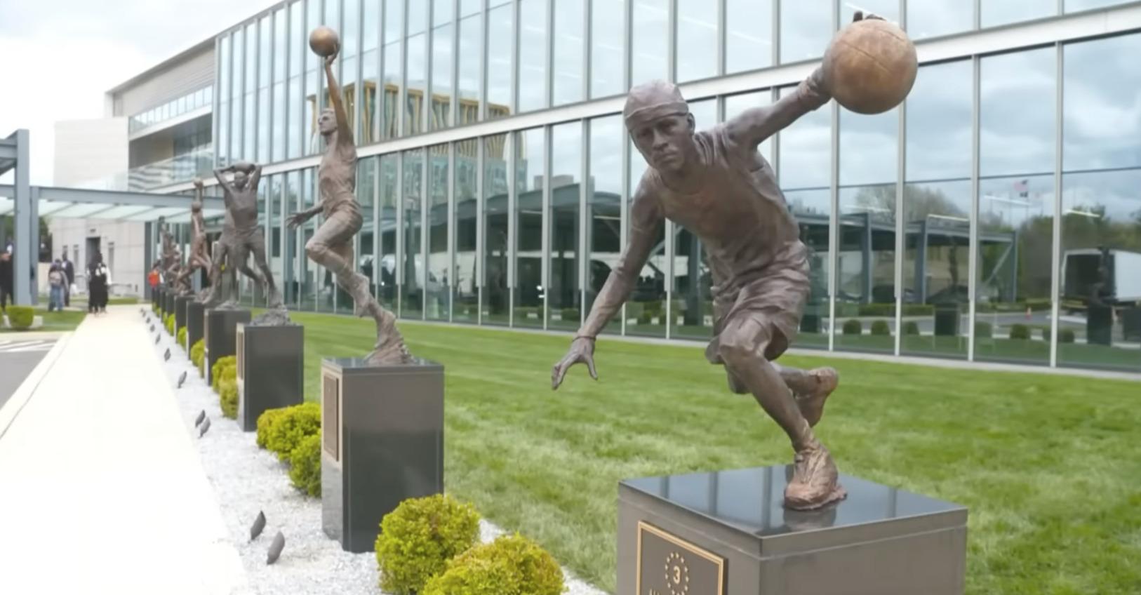 Alle Iverson statue Philadelphie Sixers 13 avril 2024