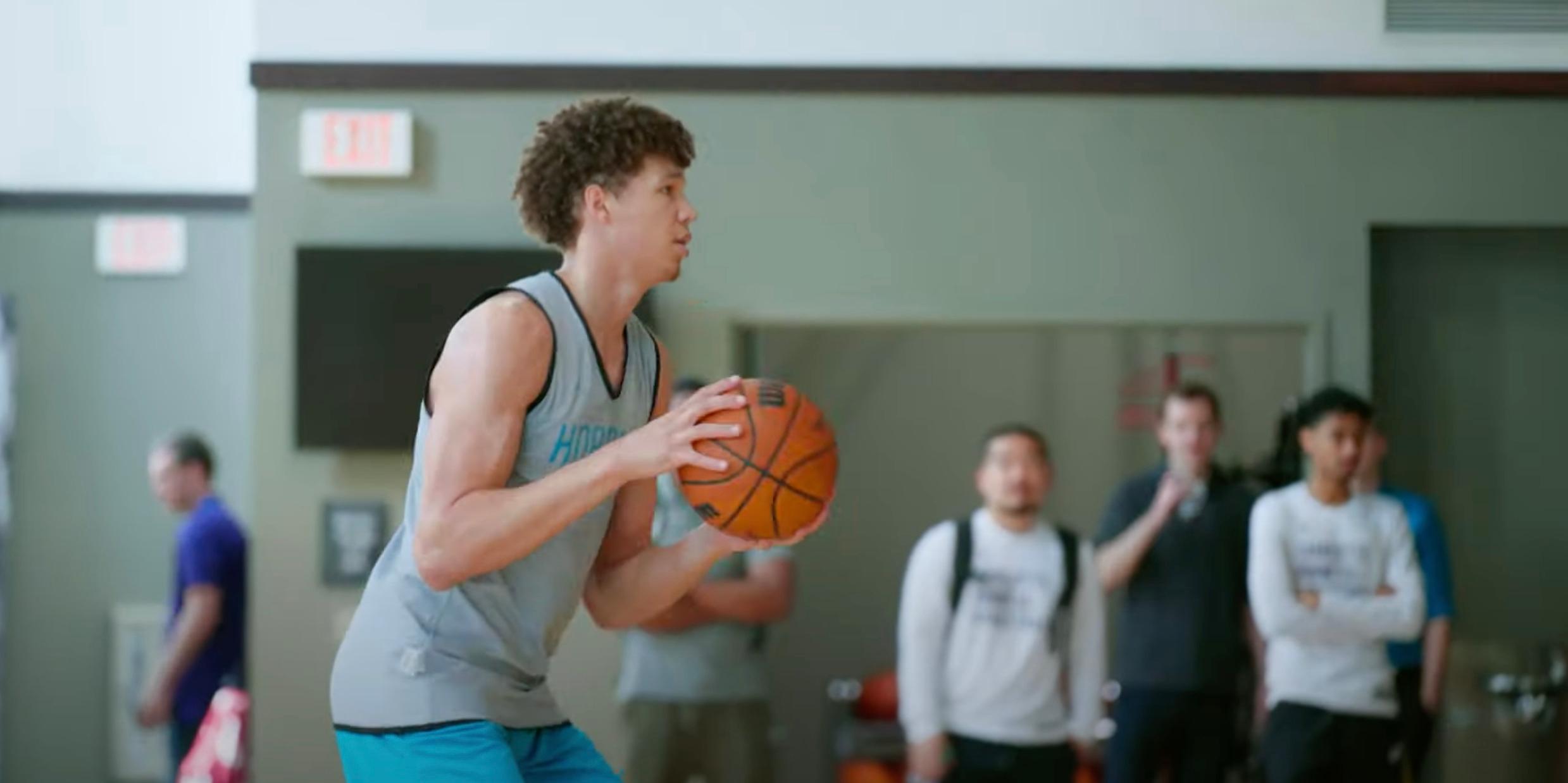 Tidjane Salaün Hornets Summer League