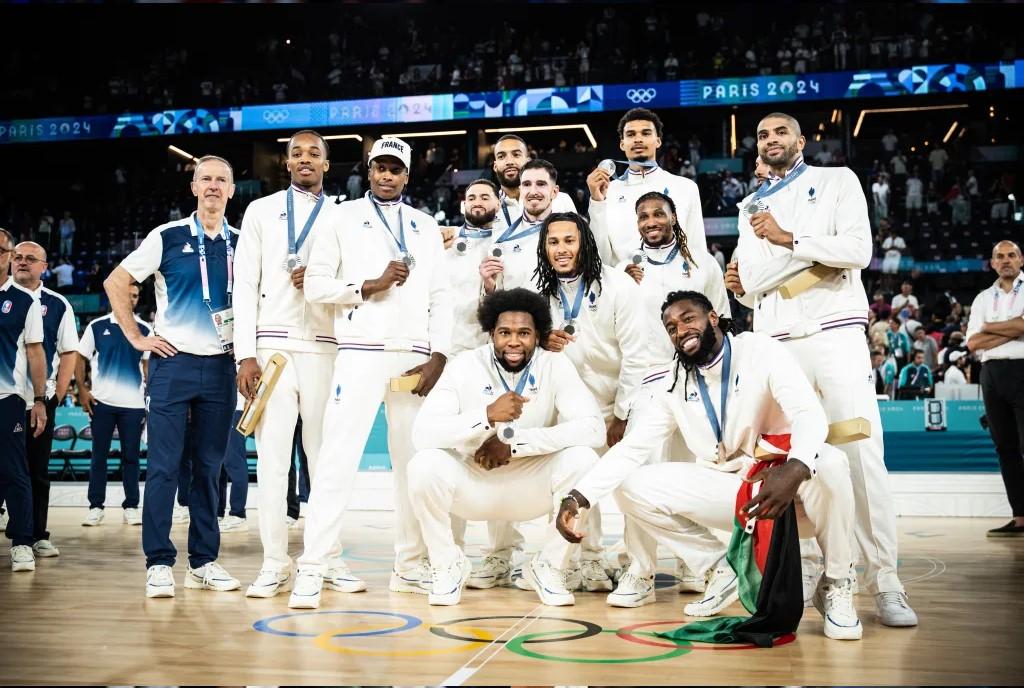 equipe de france bleus médaille