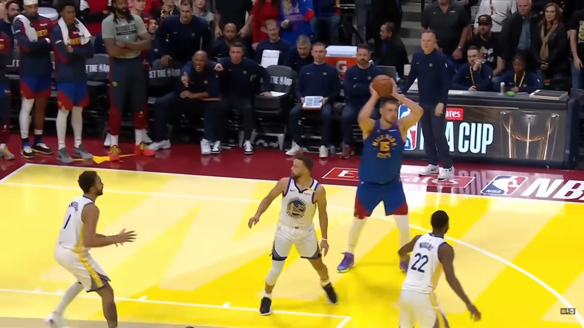 stephen curry shaqtin' a fool