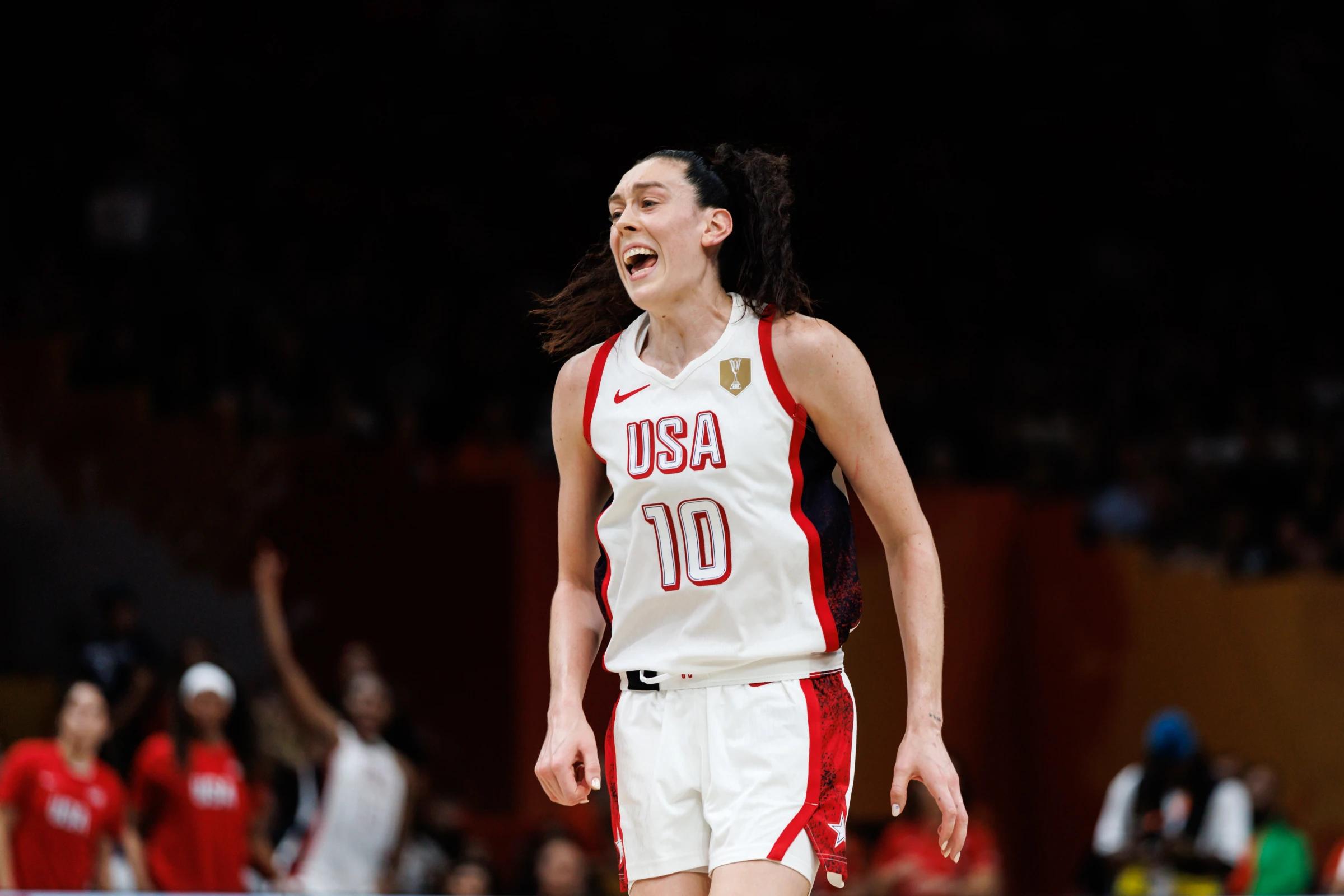 Breanna Stewart Team USA France