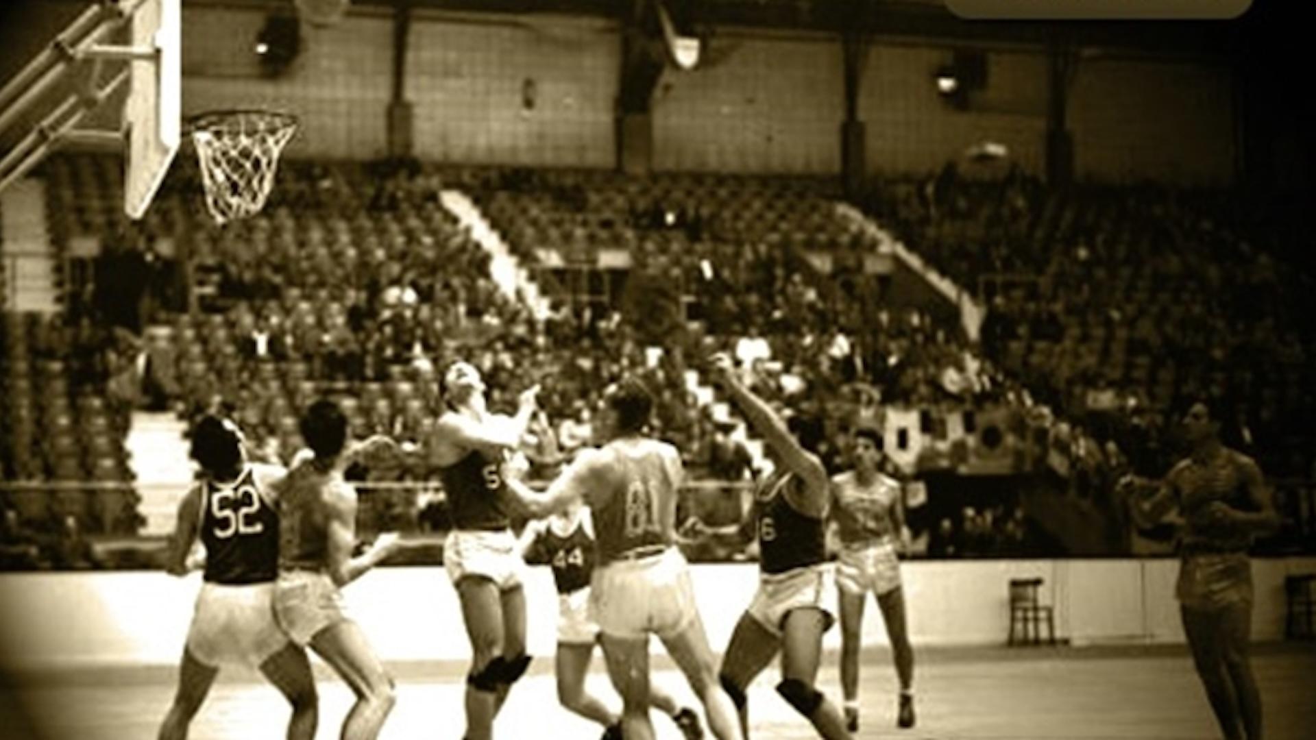 Basket aux Jeux Olympiques – Londres 1948 - USA seconde, Don Barksdale première