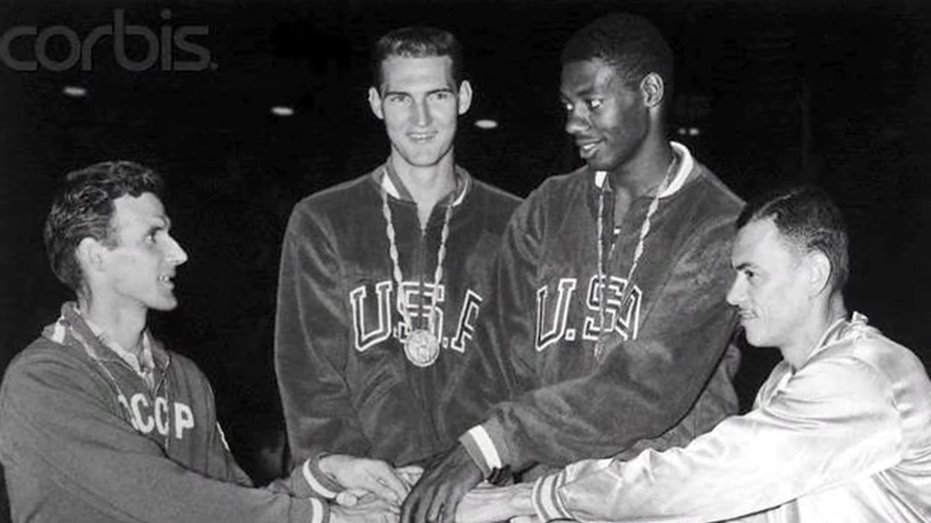 Jeux Olympiques 1960 Dream Team Jerry West Oscar Robertson 14 mars 2024