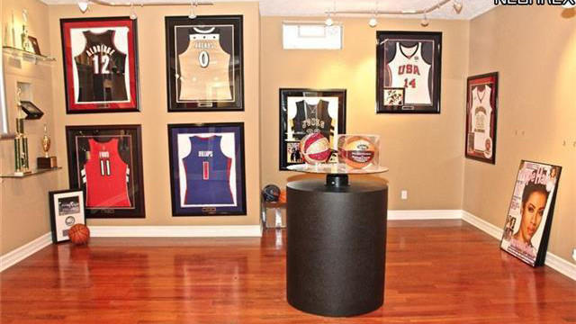 Kyrie Irving Home