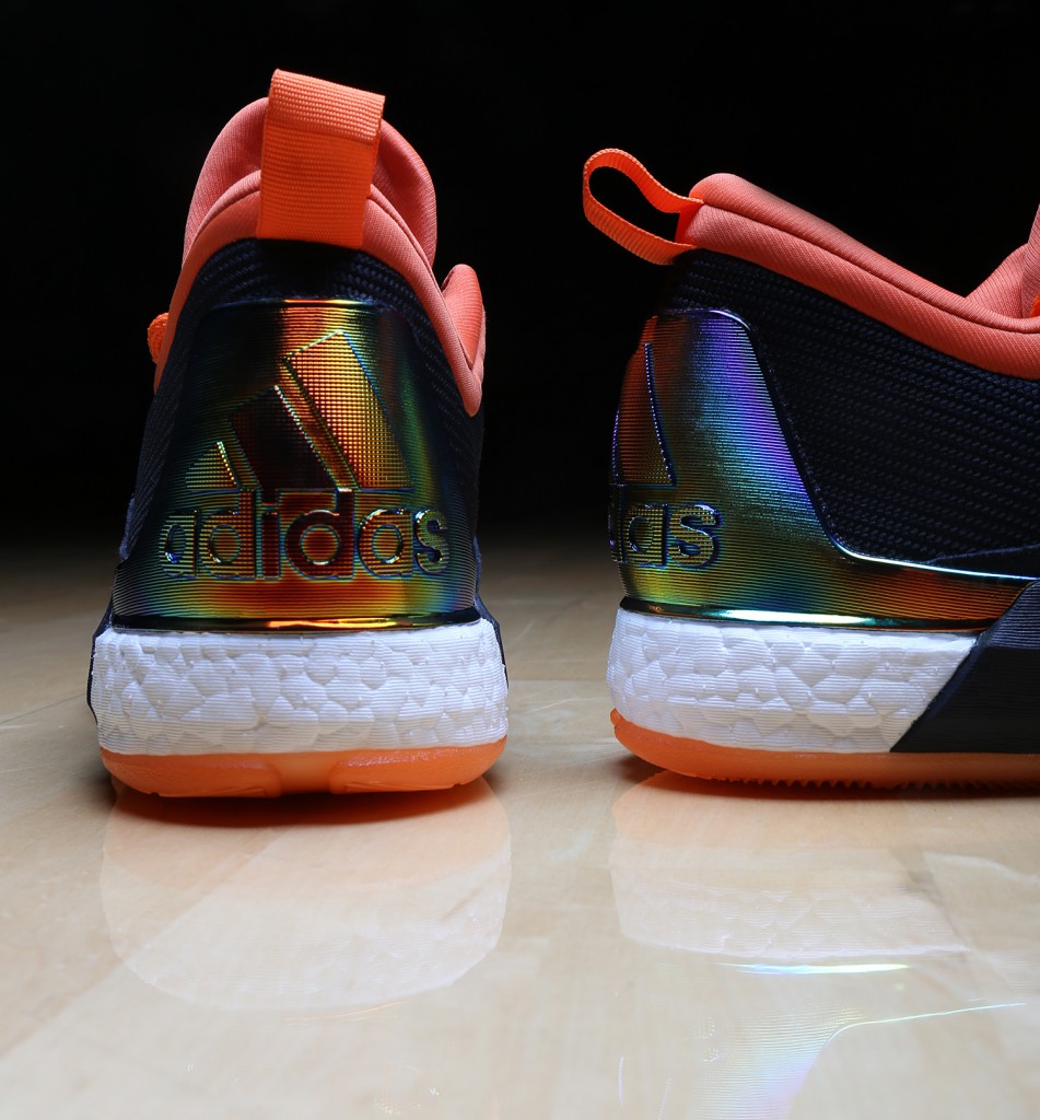 Adidas Crazylight boost 2.5 WNBA